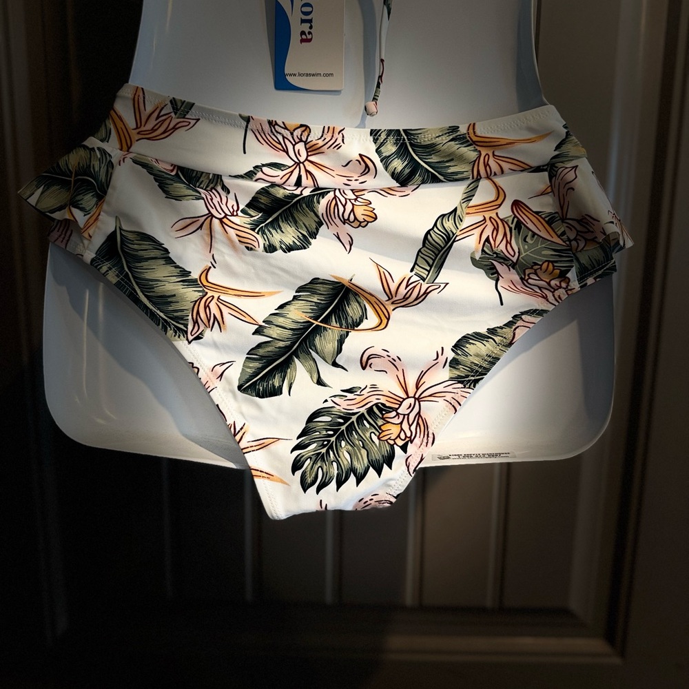 Floral Ruffle Bikini Set - Picture 3 of 6